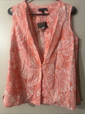 NWT Erica Coral & White Sleeveless Button-Front Top Sz S